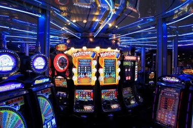 স্লাইড গেম